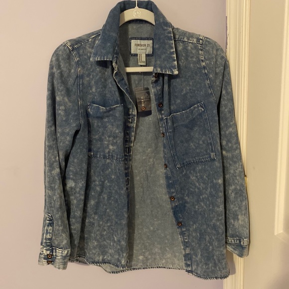 Forever 21 denim jacket never worn - Picture 3 of 3